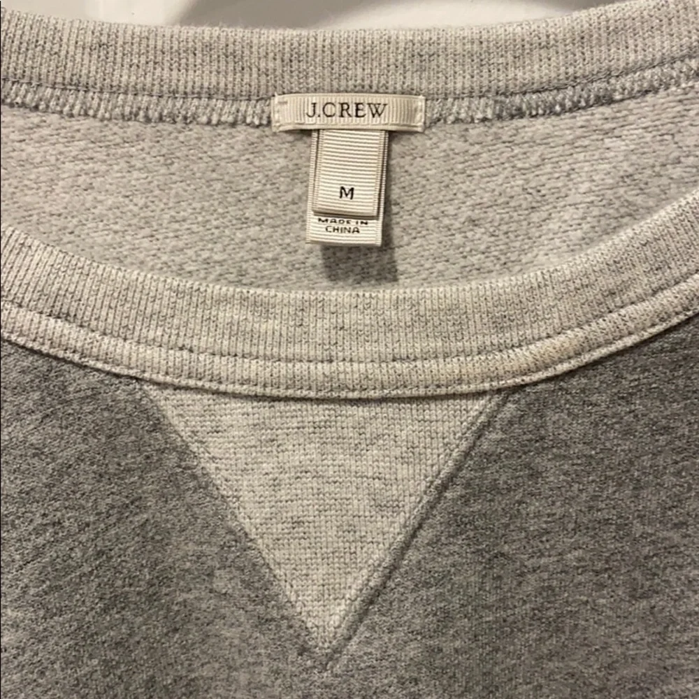 EUC J Crew Classic Crew Sweatshirt Medium